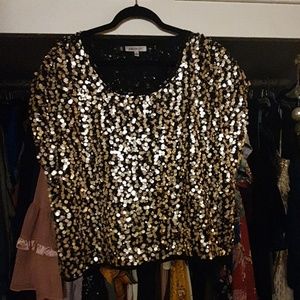 Jennifer Lopez gold sequin top